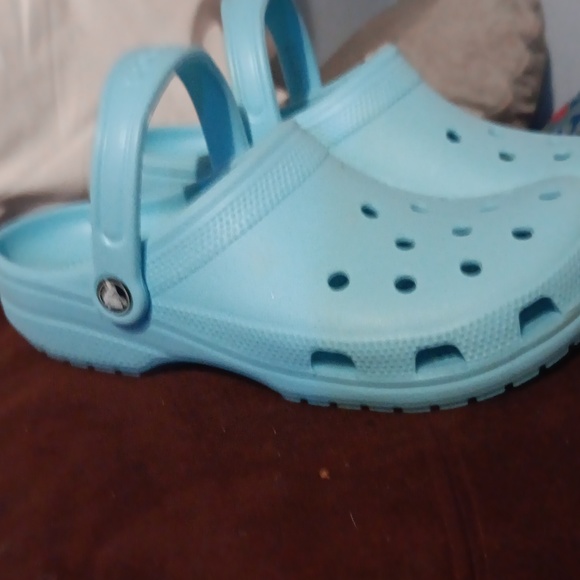 Crocs - Picture 4 of 7